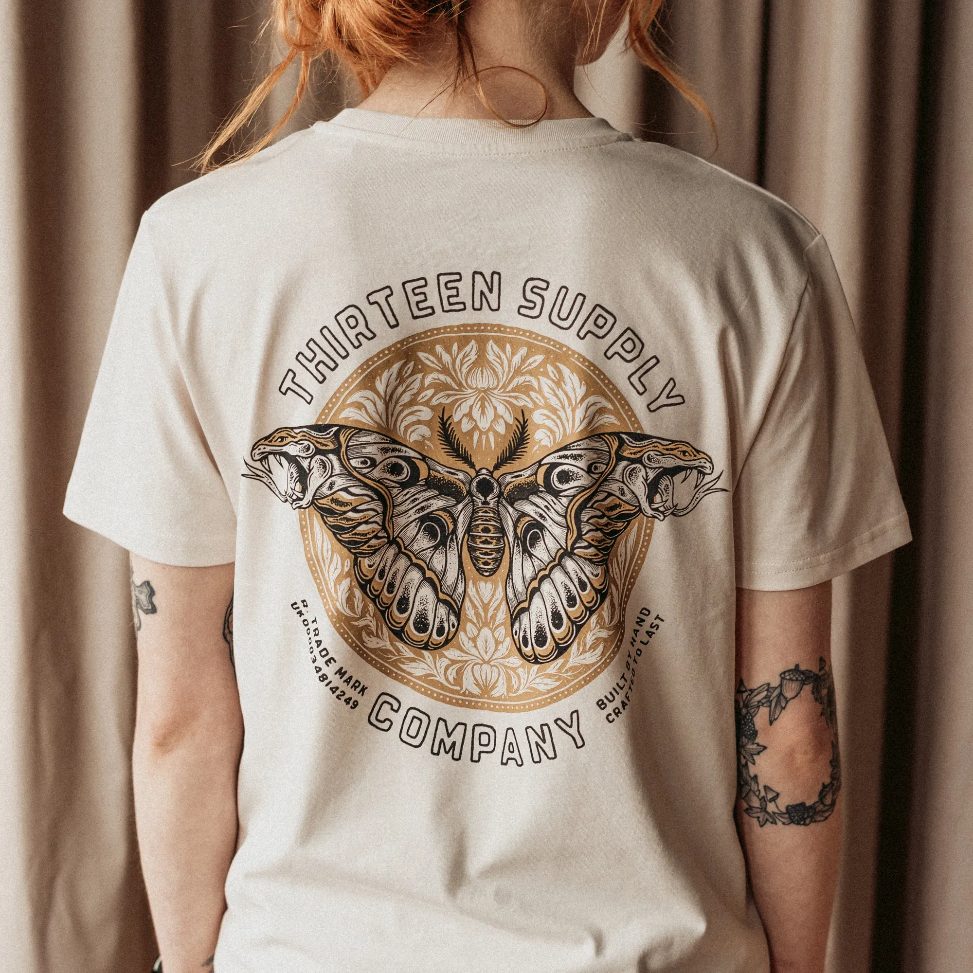 ATTACUS ATLAS - OFF WHITE UNISEX T-SHIRT