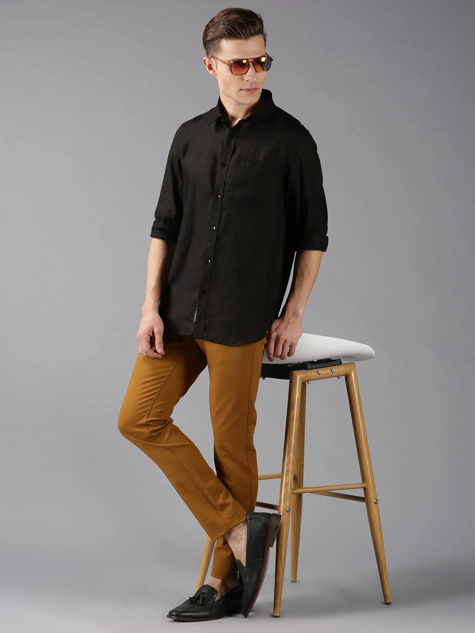 MEN'S BLACK LINEN SOLID SLIM FIT SHIRT