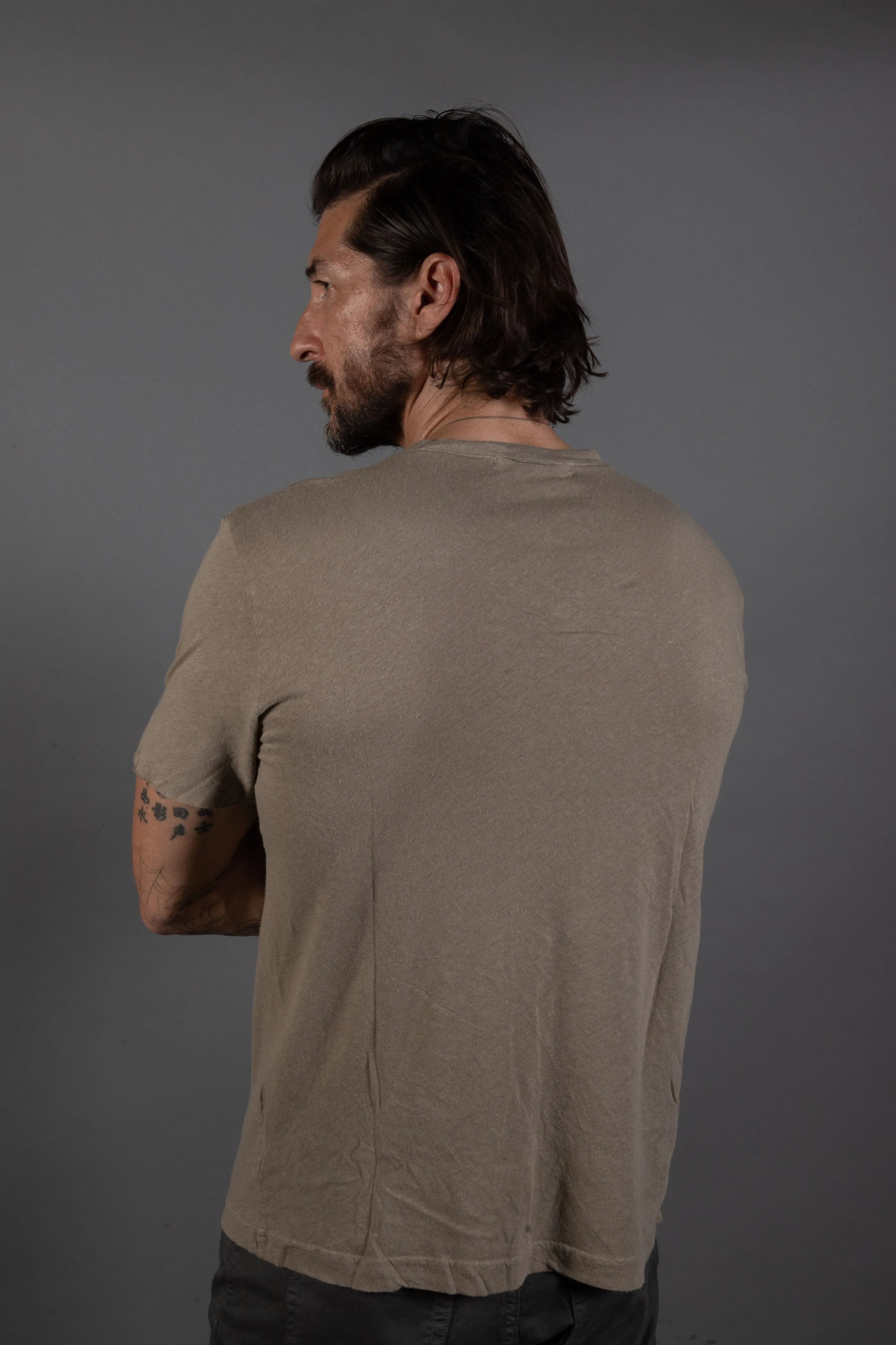 Men's Warren Wide Pocket Cotton Linen V-Neck Tee