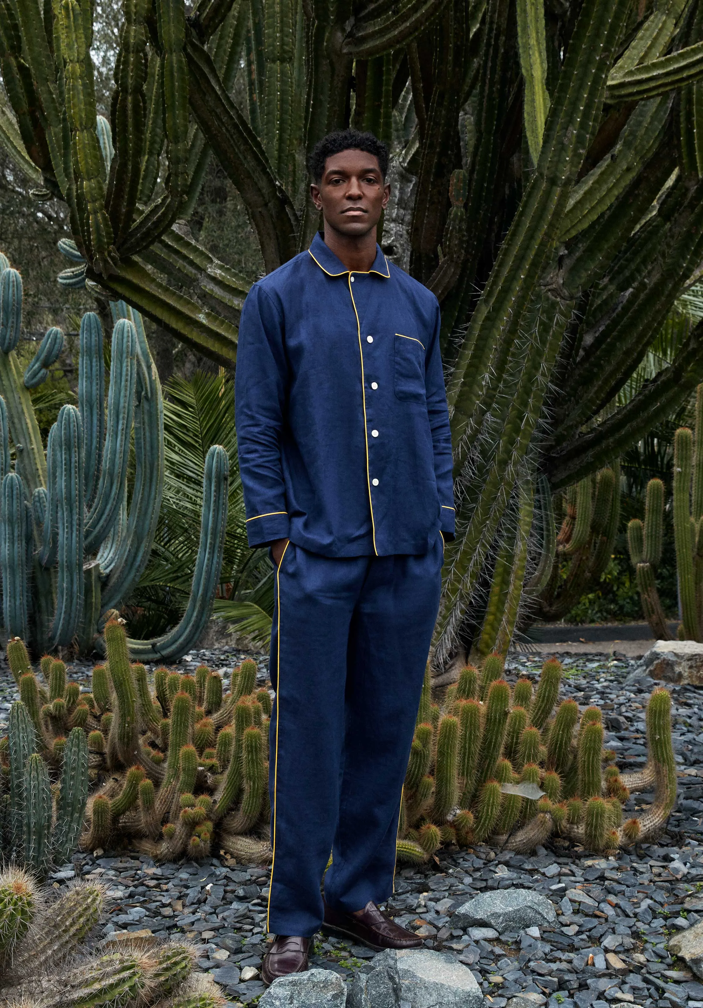 Milton Pajama Shirt in Navy Linen